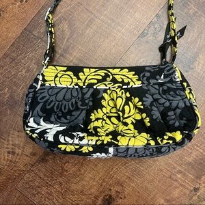 Vera Bradley small purse black gray yellow white 100% cotton zip closure